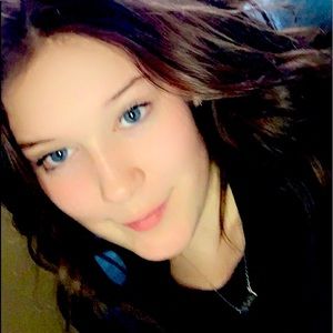 Meet your Posher, Elisabeth